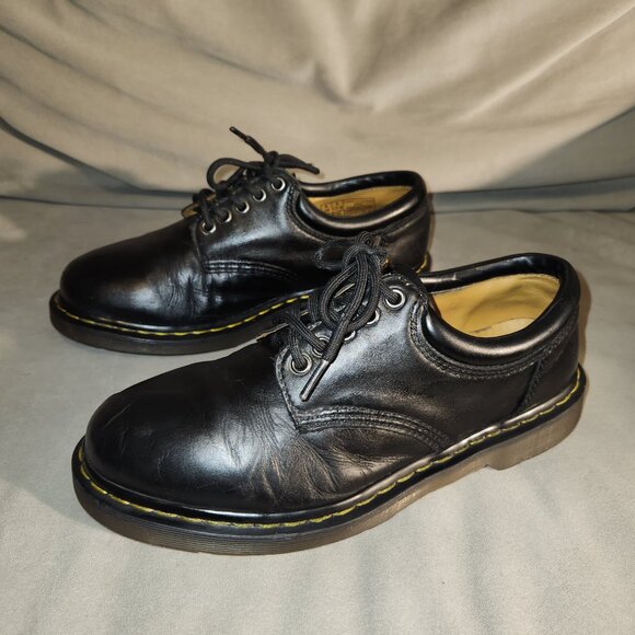 Dr. Martens unisex shoes, Men's 9, Women's 10 - Picture 4 of 8